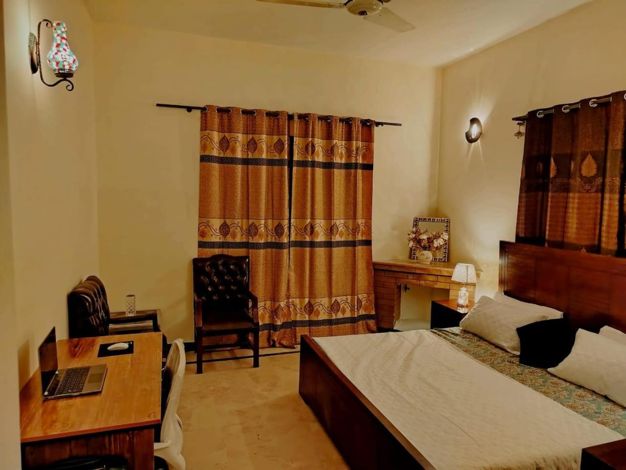 Royal Residential Hotell Islamabad Eksteriør bilde