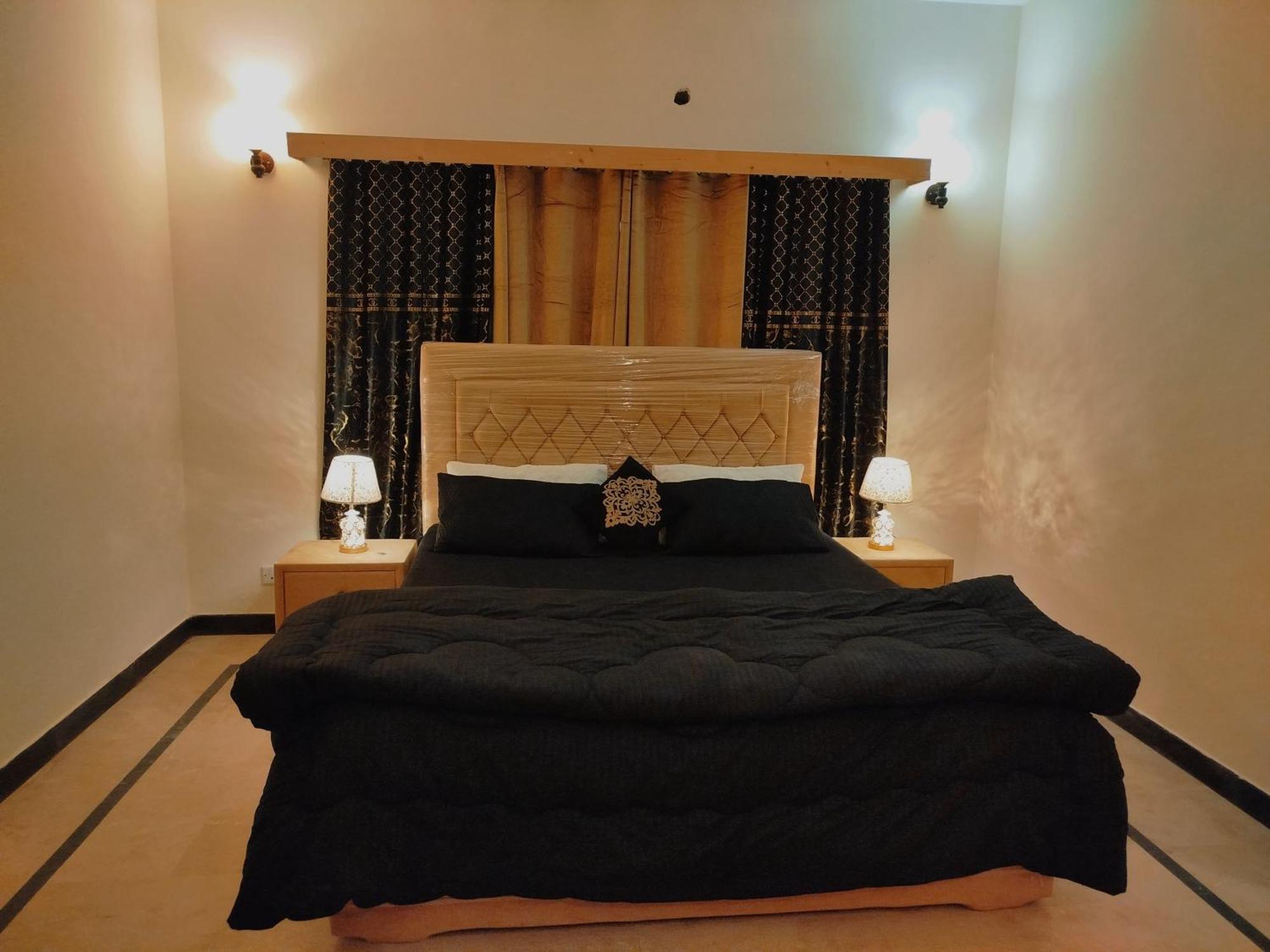 Royal Residential Hotell Islamabad Eksteriør bilde