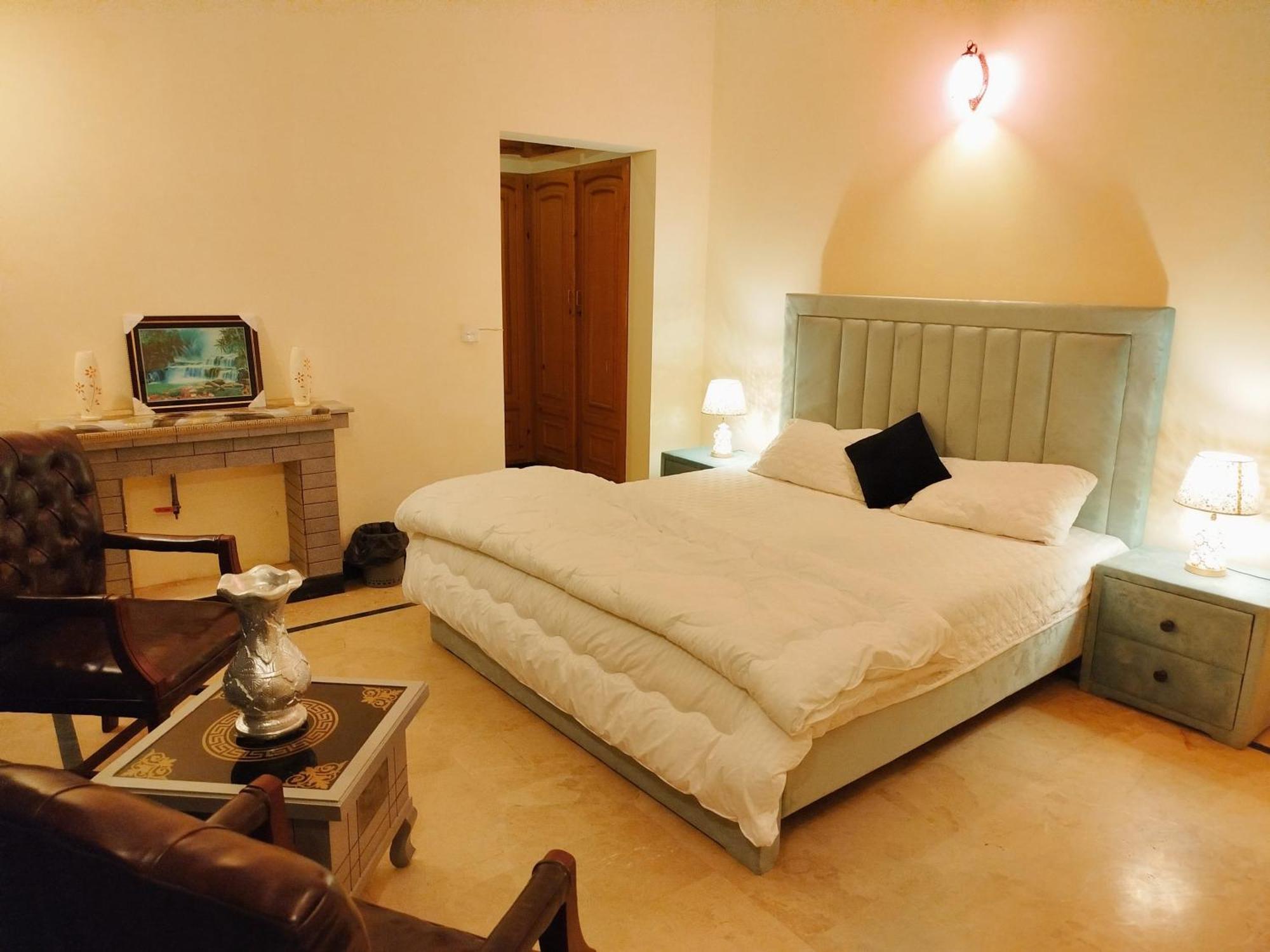Royal Residential Hotell Islamabad Eksteriør bilde